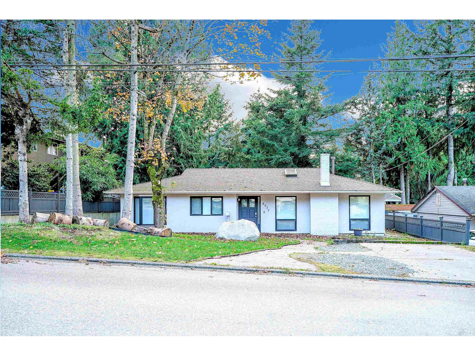 8577 Terrace Drive, Delta, British Columbia  V4C 3Z3 - Photo 2 - R3142130