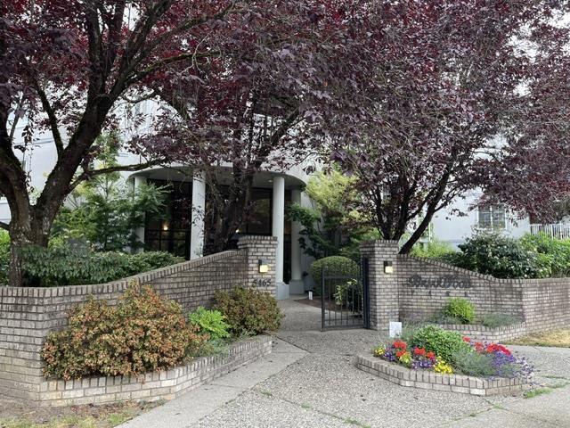 212 5465 201 STREET, langley, British Columbia
