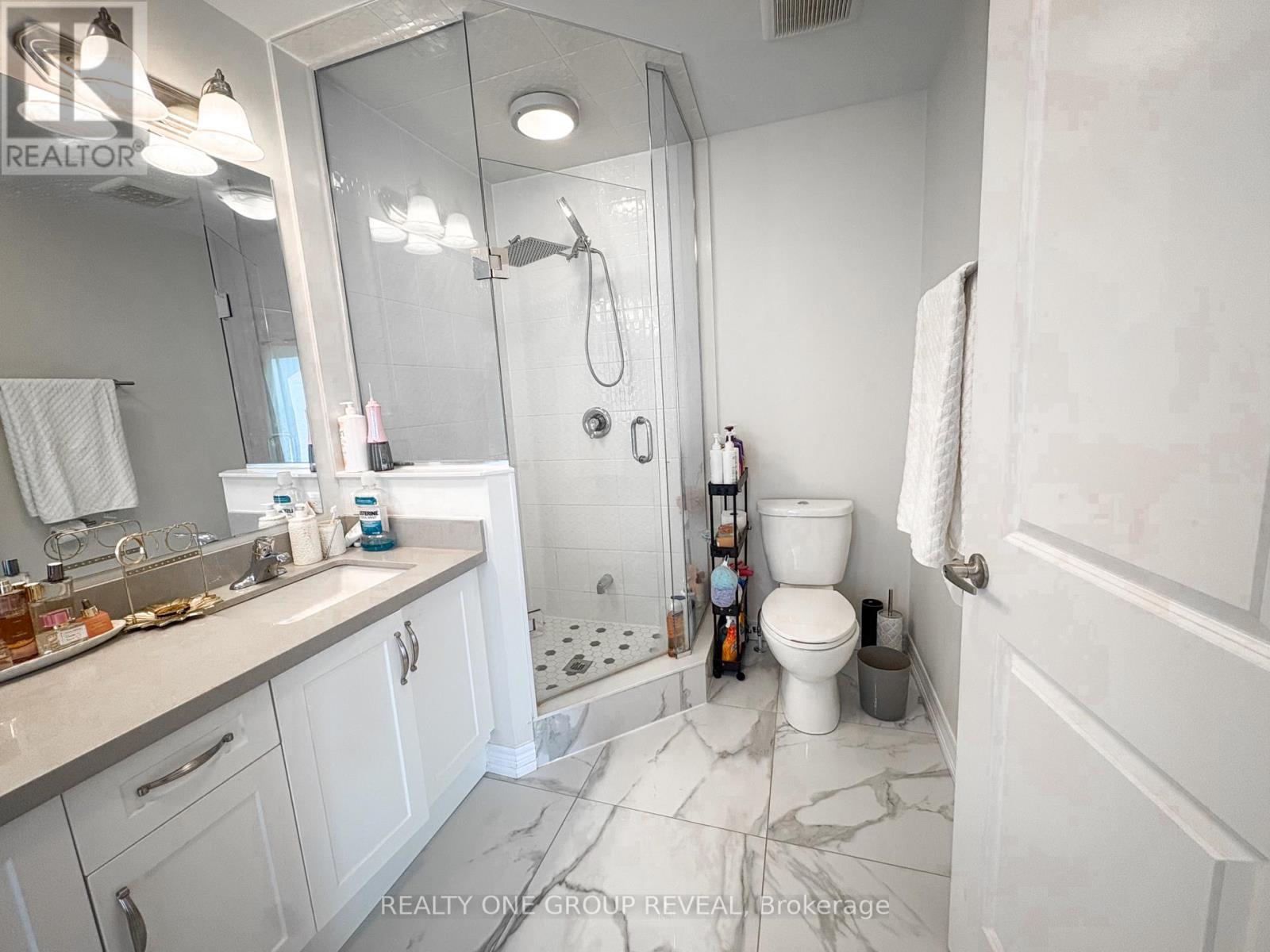 29 Icemaker Way, Whitby, Ontario  L1P 0L5 - Photo 19 - E13520490