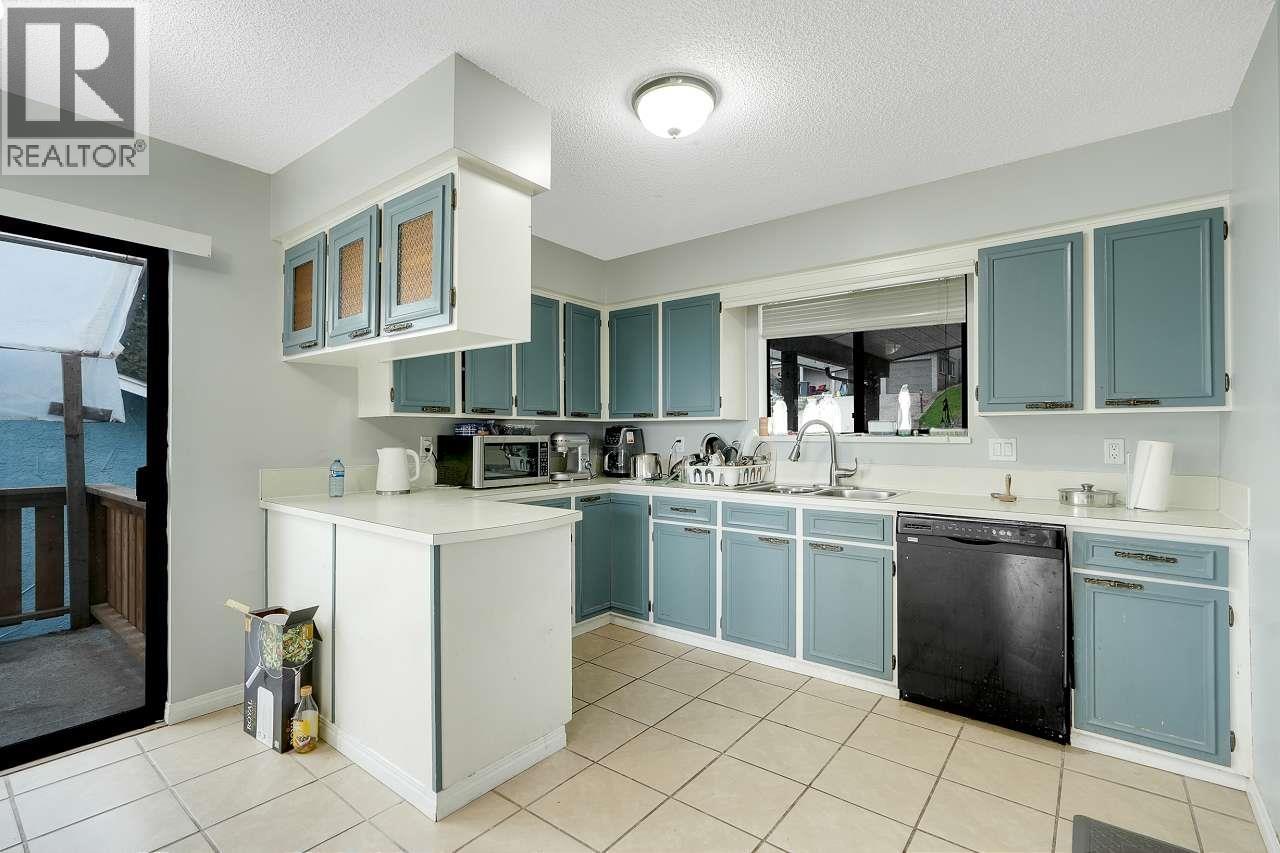 1987 Cape Horn Avenue, Coquitlam, British Columbia V3K 1J2 - Photo 9 - R3142455