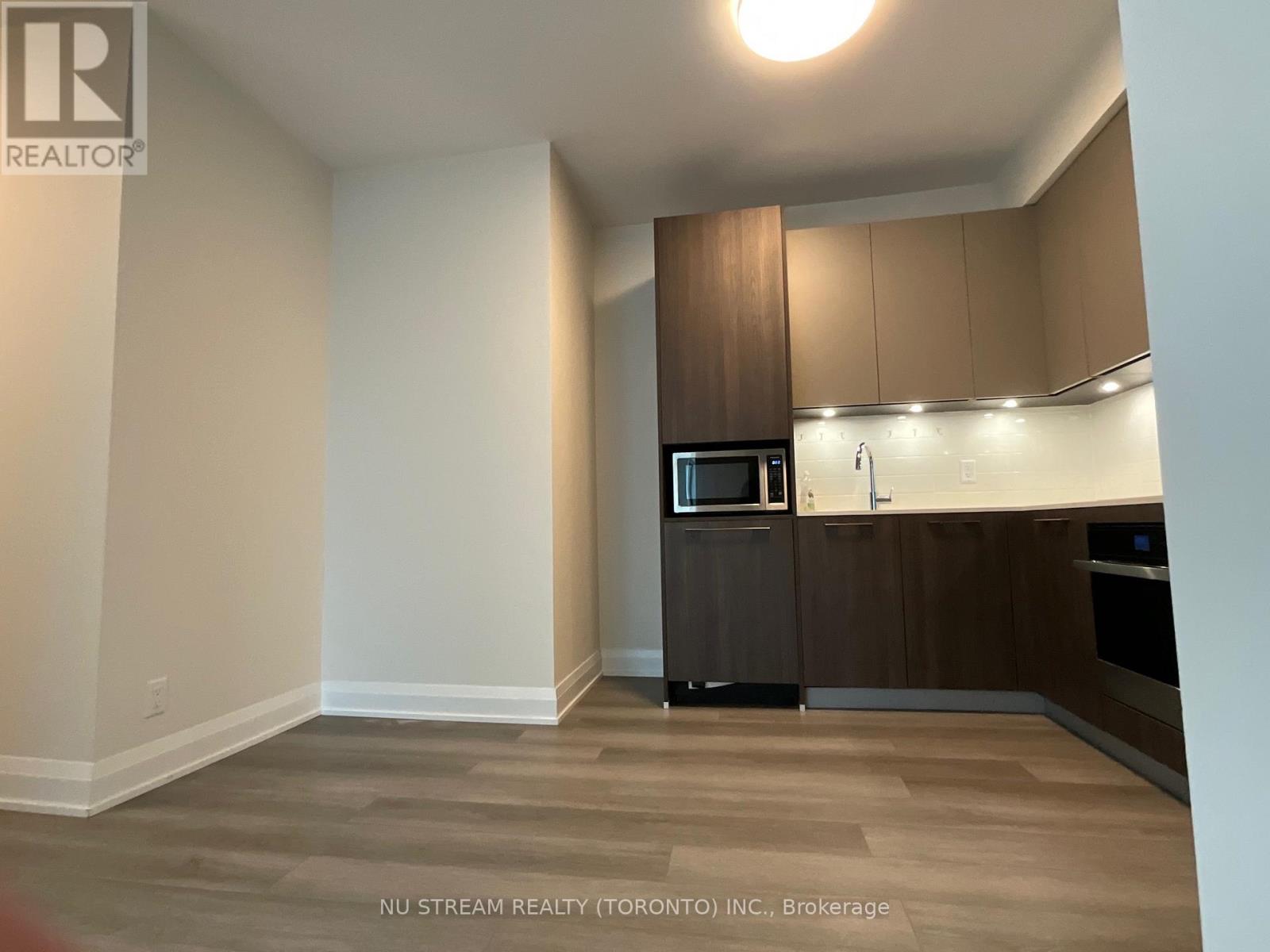 1809 - 18 Water Walk Drive, Markham, Ontario  L3R 6L5 - Photo 3 - N13520518