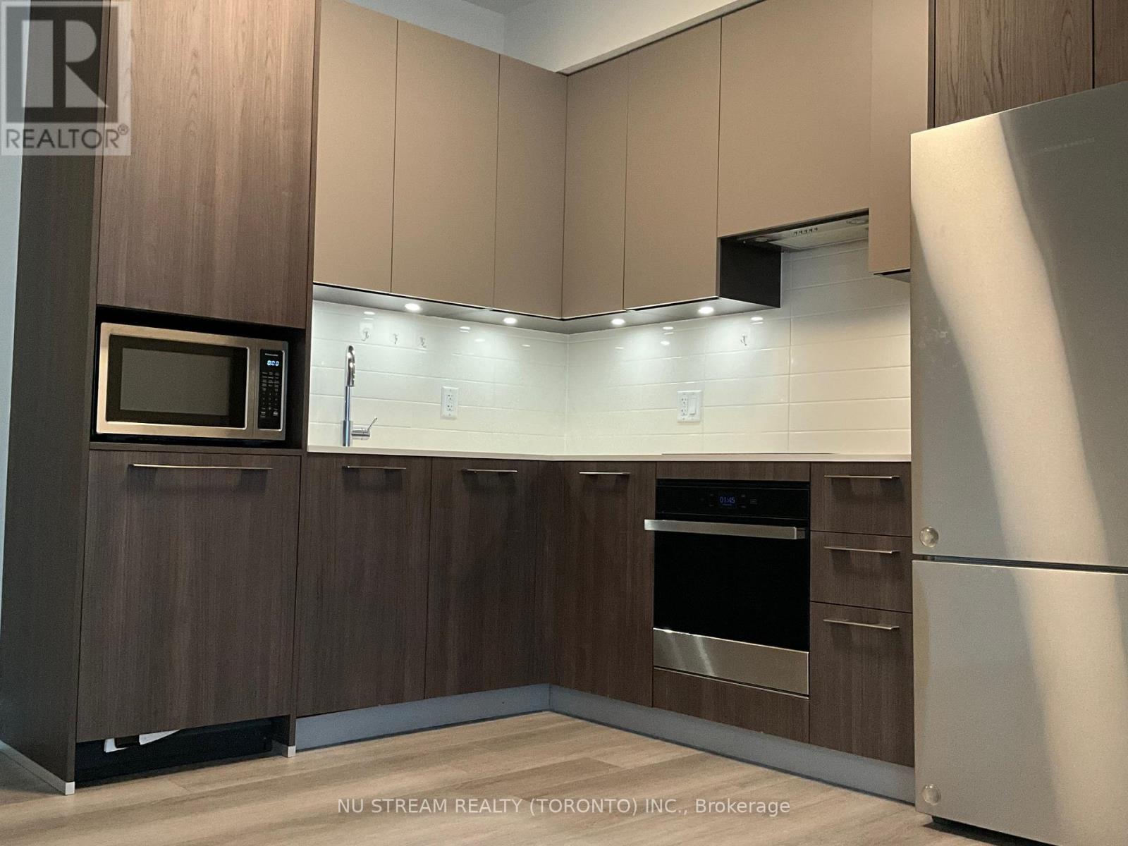 1809 - 18 Water Walk Drive, Markham, Ontario  L3R 6L5 - Photo 4 - N13520518