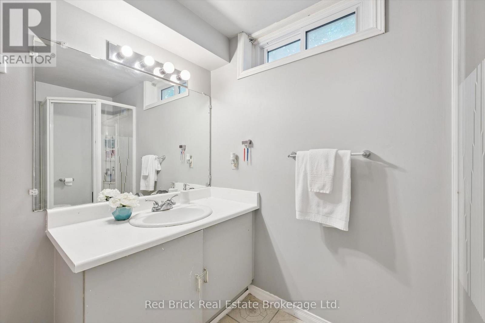 36 - 90 Ferman Drive, Guelph, Ontario  N1H 8E7 - Photo 27 - X13520442