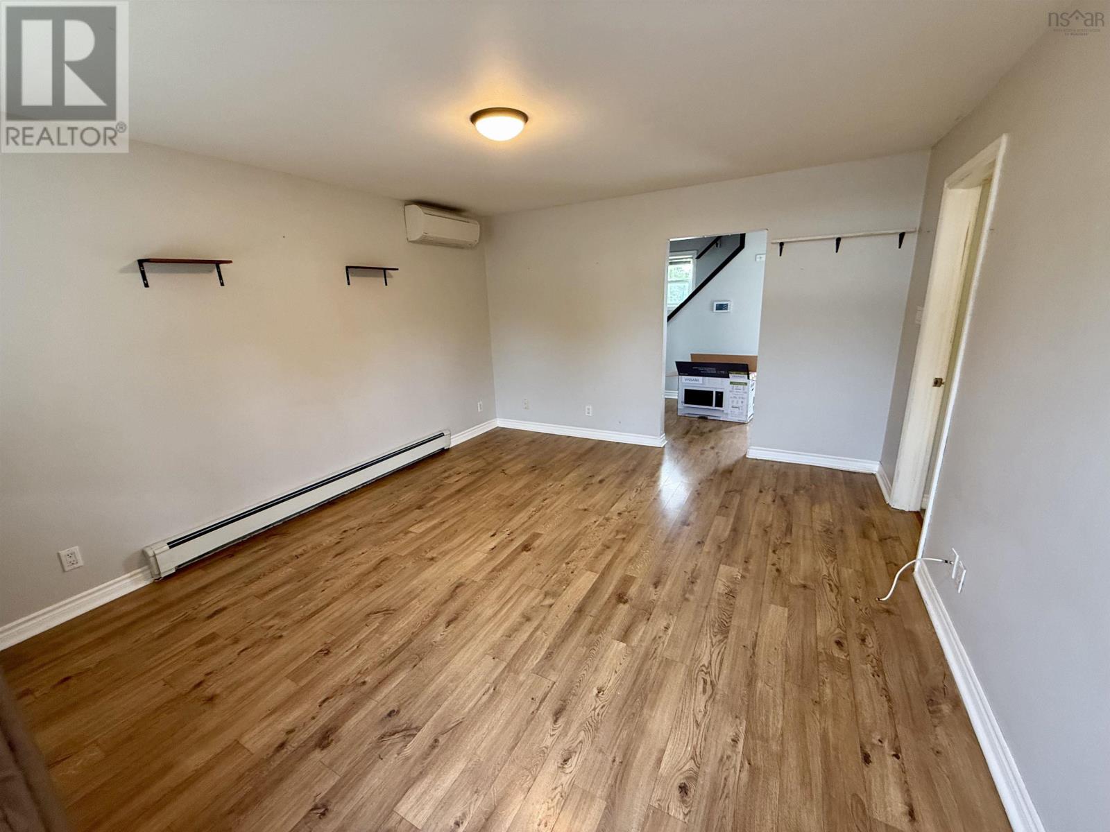 190 Brookside Street, Glace Bay, Nova Scotia  B1A 1L3 - Photo 16 - 202616484