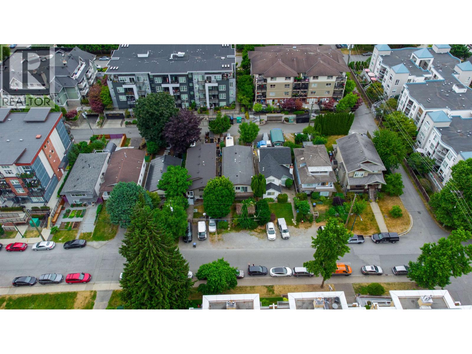 2351 Hawthorne Avenue, Port Coquitlam, British Columbia V3C 1X1 - Photo 13 - R3141830