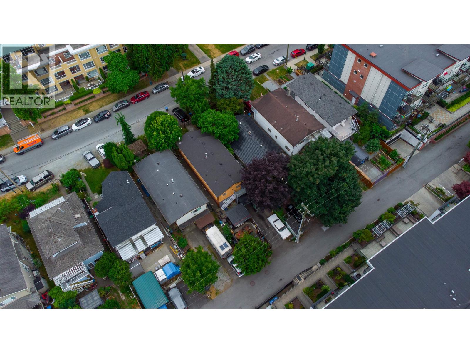2351 Hawthorne Avenue, Port Coquitlam, British Columbia V3C 1X1 - Photo 23 - R3141830