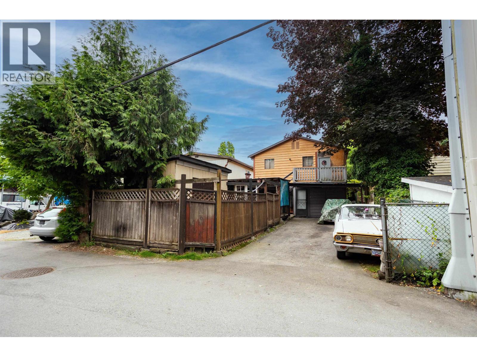 2351 Hawthorne Avenue, Port Coquitlam, British Columbia V3C 1X1 - Photo 6 - R3141830