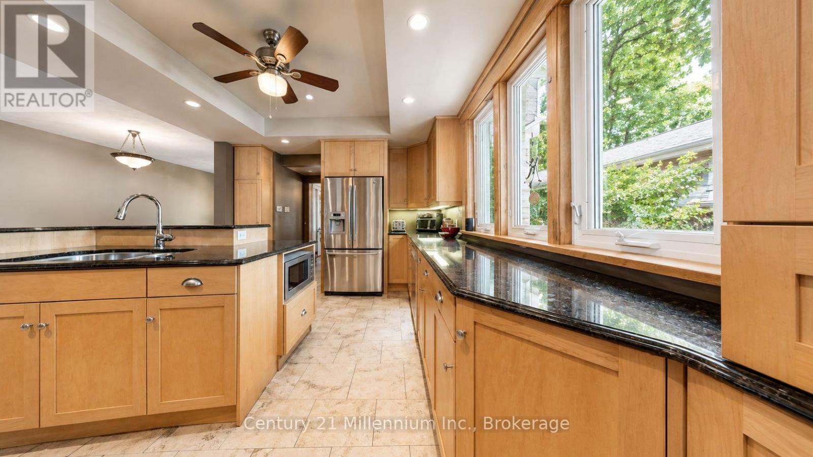 129 4th Street W, Owen Sound, Ontario  N4K 3J8 - Photo 11 - X13518582