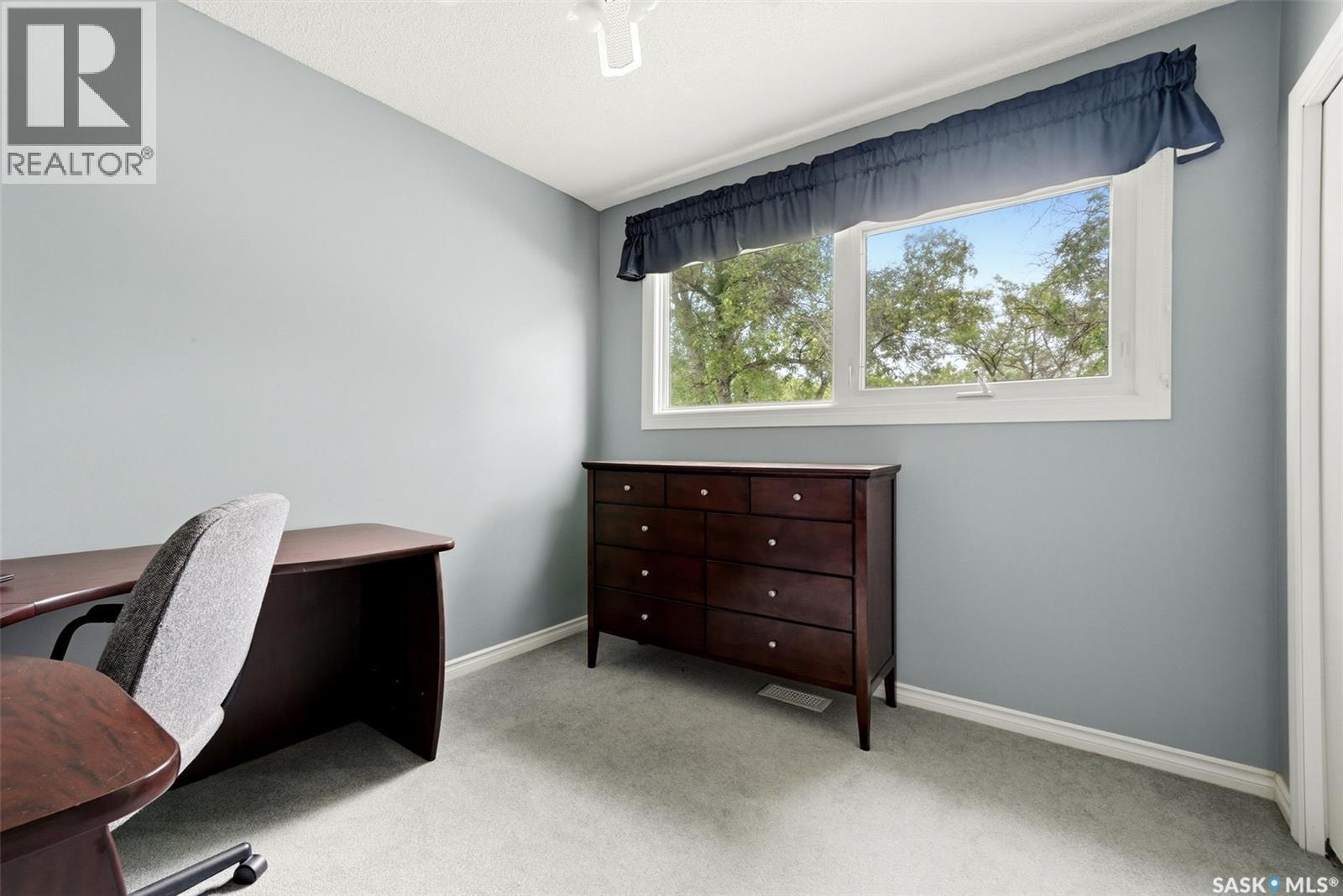 2305 Parliament Avenue, Regina, Saskatchewan  S4S 4G5 - Photo 19 - SK041455