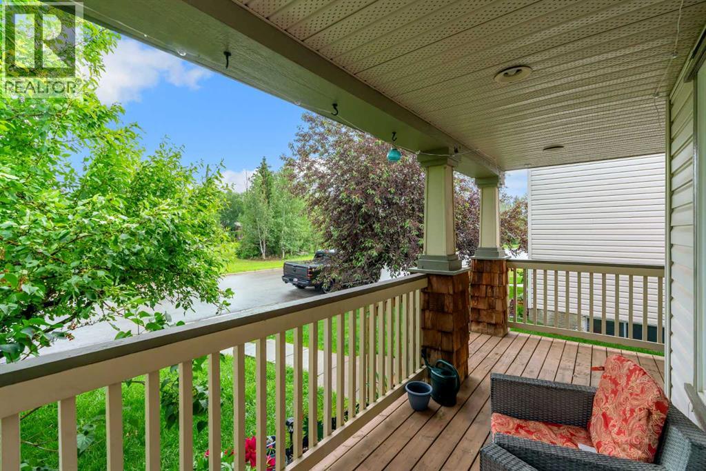 12 Copperfield Rise Se, Calgary, Alberta  T2Z 4R6 - Photo 4 - A2325983