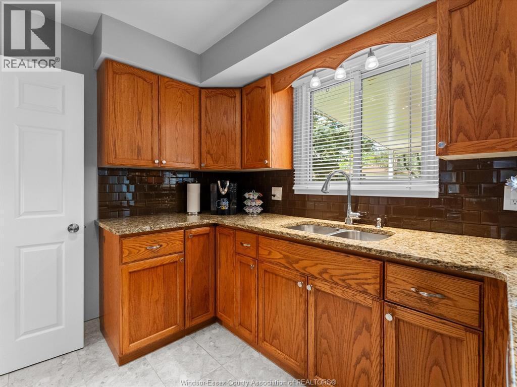 5835 Canada, Lasalle, Ontario  N9H 1M5 - Photo 14 - 26015992