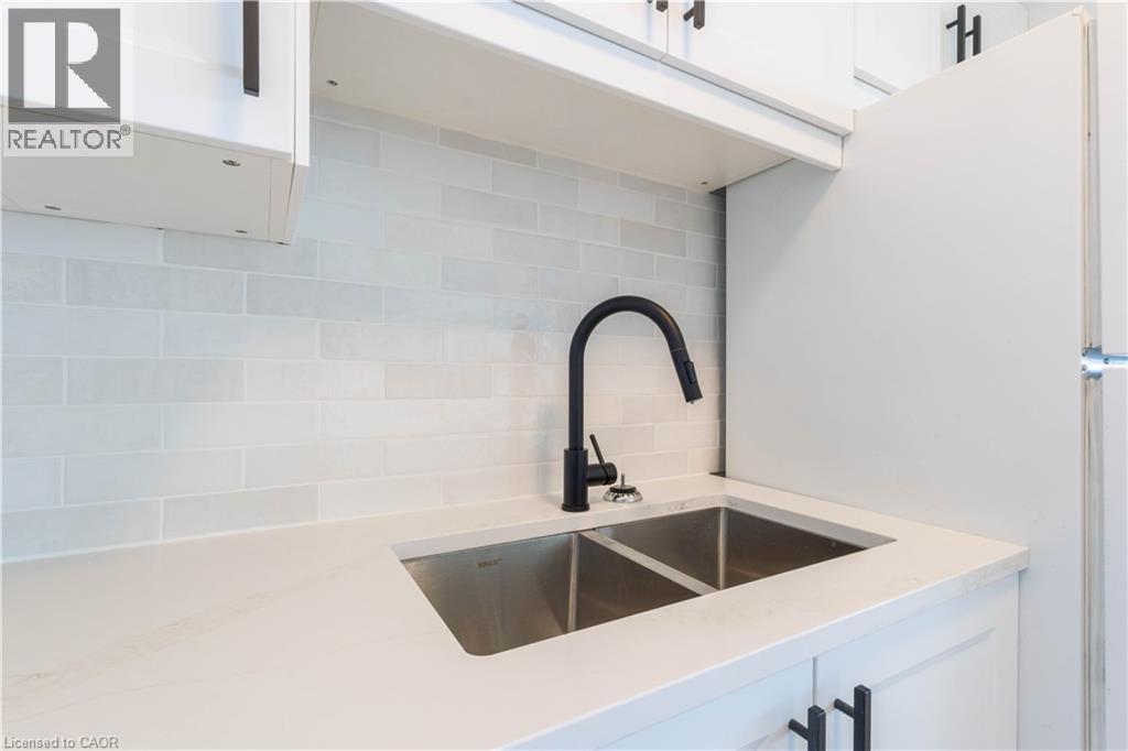 24 Midland Drive Unit# 705, Kitchener, Ontario  N2A 2A8 - Photo 10 - 40844681