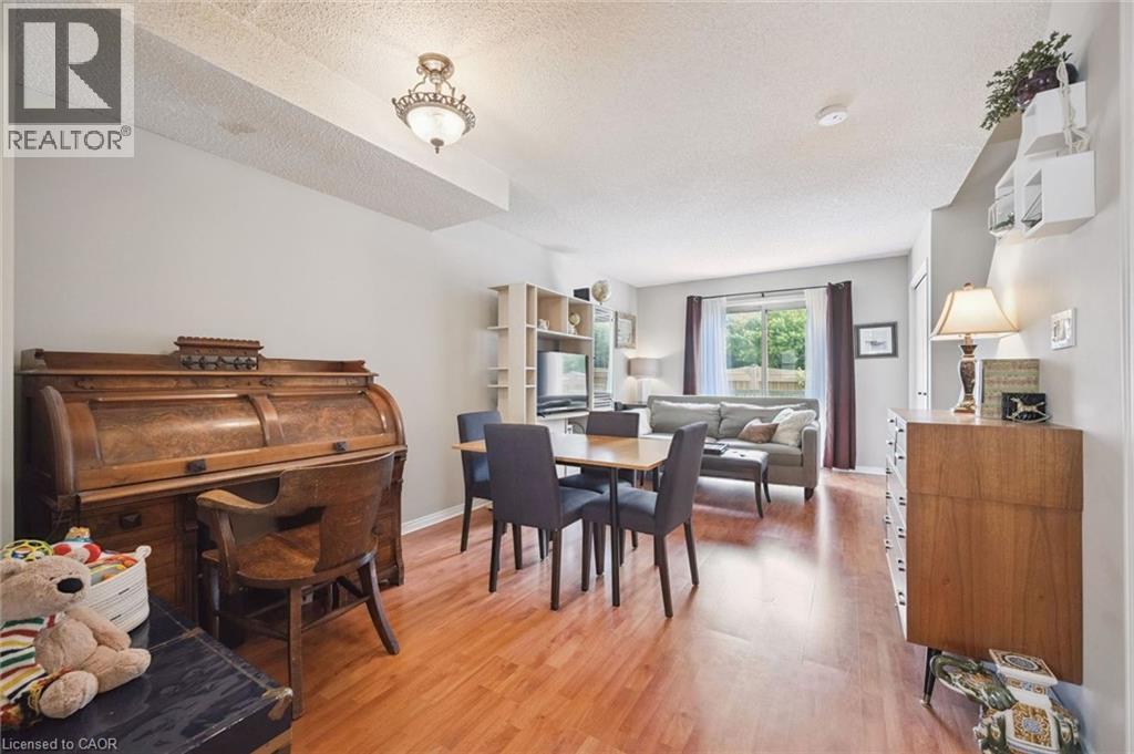 459 Beechwood Place Unit# 21, Waterloo, Ontario  N2T 2N8 - Photo 4 - 40844492