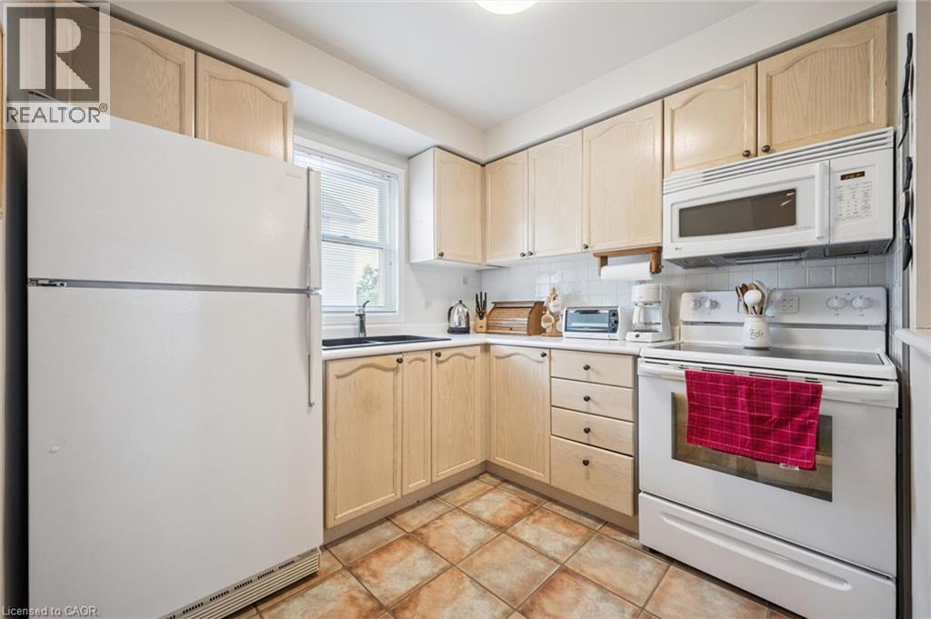 459 Beechwood Place Unit# 21, Waterloo, Ontario  N2T 2N8 - Photo 9 - 40844492