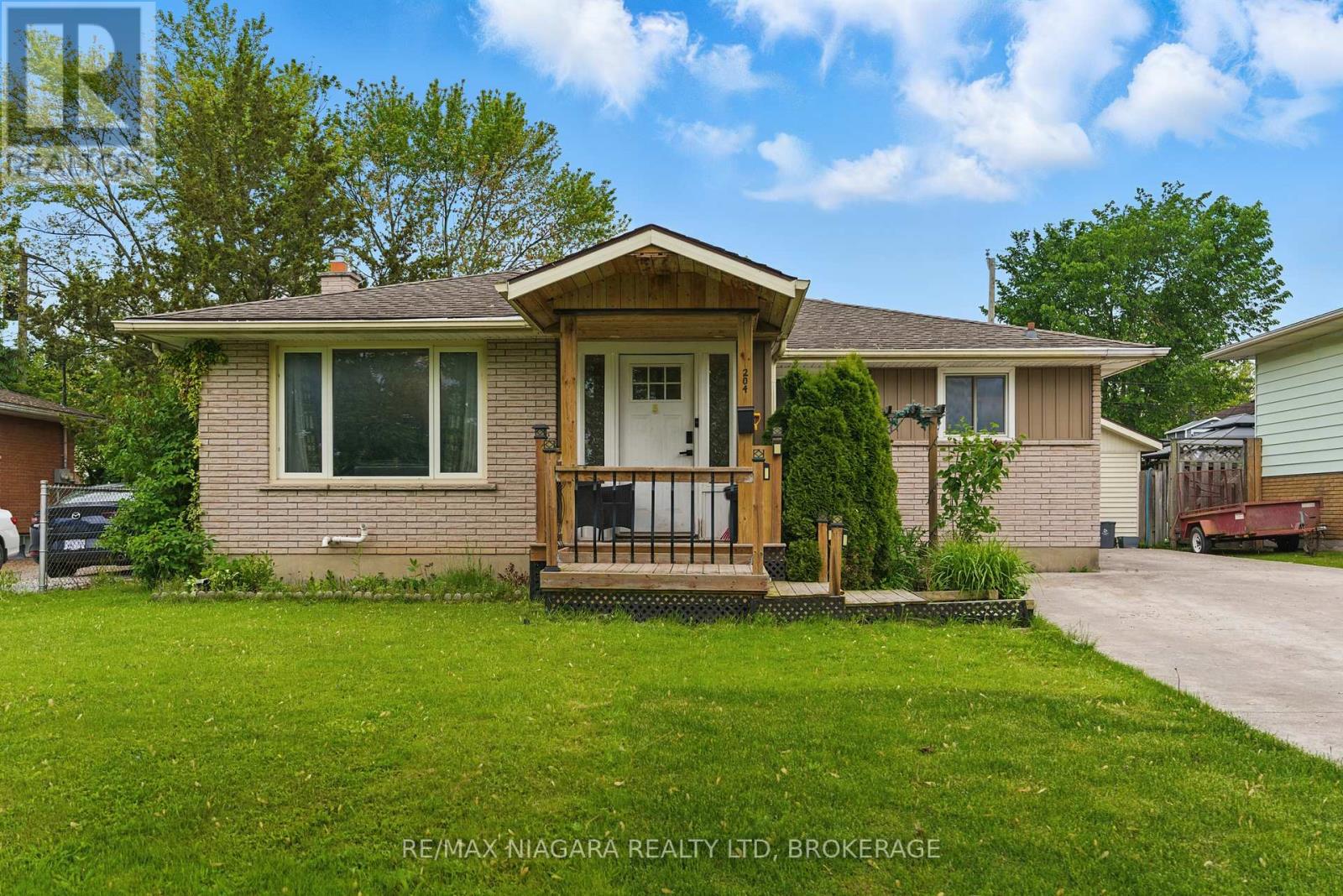 204 Hildred Street, Welland, Ontario L3B 1N1 - Photo 37 - X12698550