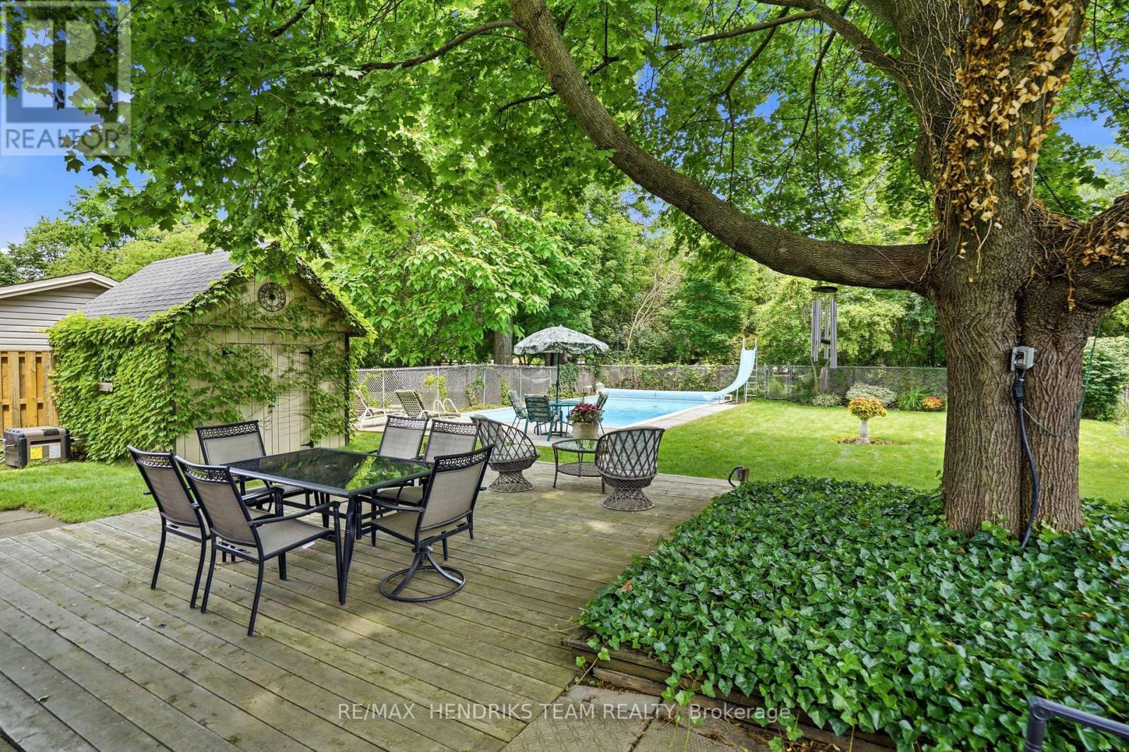 8 Tudor Gate Place, St. Catharines, Ontario  L2M 1K6 - Photo 24 - X13520696
