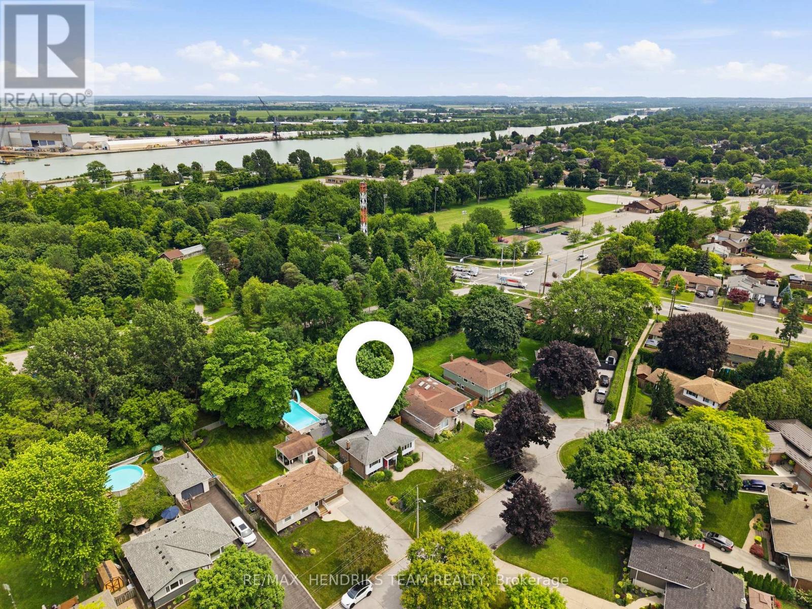 8 Tudor Gate Place, St. Catharines, Ontario  L2M 1K6 - Photo 35 - X13520696