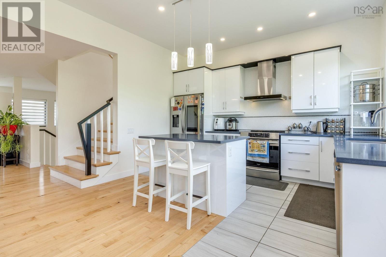 233 Transom Drive, Halifax, Nova Scotia  B3M 0L7 - Photo 16 - 202616496