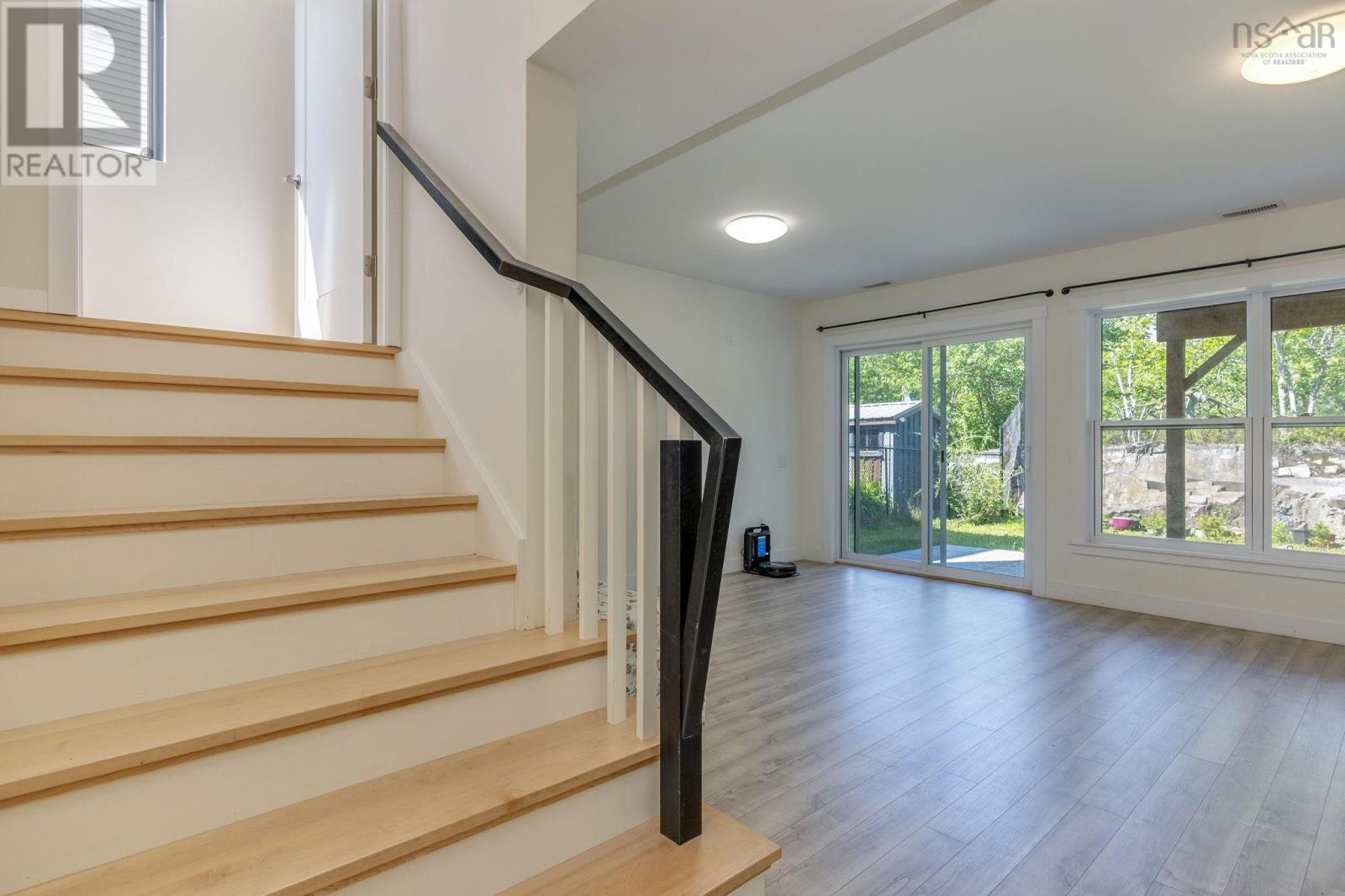 233 Transom Drive, Halifax, Nova Scotia  B3M 0L7 - Photo 39 - 202616496