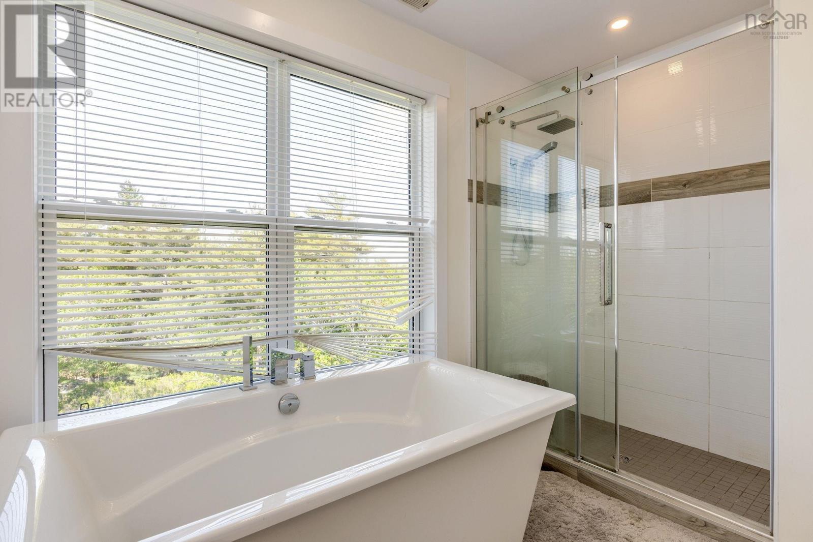 233 Transom Drive, Halifax, Nova Scotia  B3M 0L7 - Photo 29 - 202616496