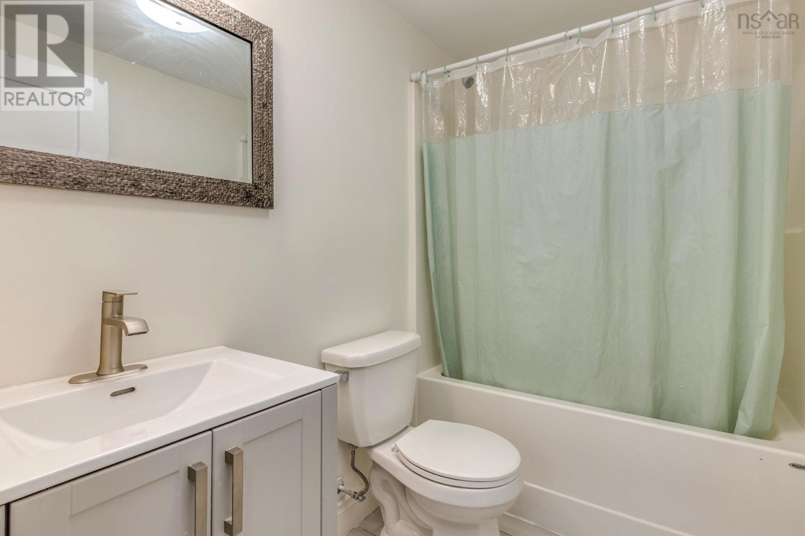 233 Transom Drive, Halifax, Nova Scotia  B3M 0L7 - Photo 45 - 202616496