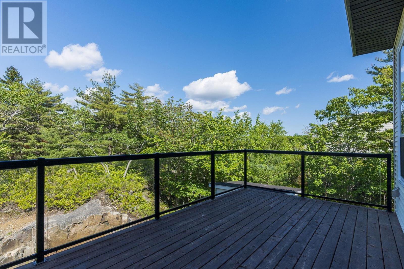 233 Transom Drive, Halifax, Nova Scotia  B3M 0L7 - Photo 47 - 202616496