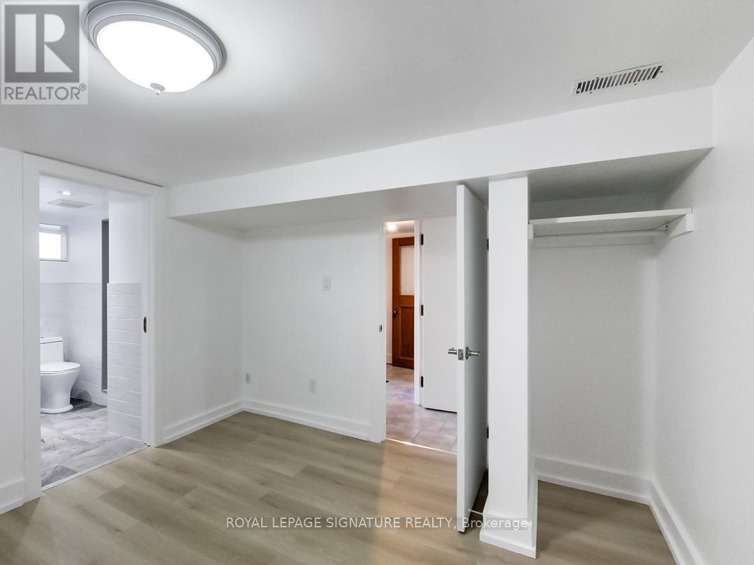 Bsmt - 896 Bathurst Street, Toronto, Ontario  M5R 3G3 - Photo 13 - C13520536