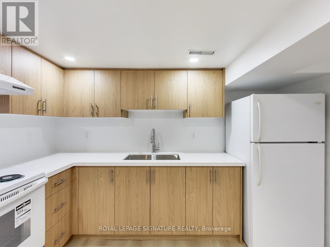 Bsmt - 896 Bathurst Street, Toronto, Ontario  M5R 3G3 - Photo 22 - C13520536