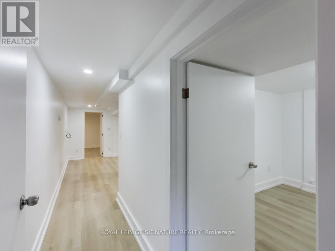 Bsmt - 896 Bathurst Street, Toronto, Ontario  M5R 3G3 - Photo 30 - C13520536