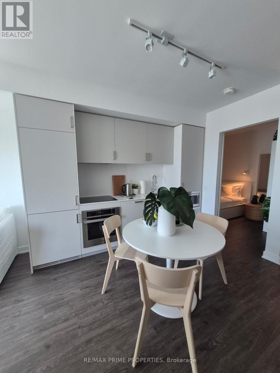 3215 - 88 QUEEN STREET E, Toronto, Ontario
