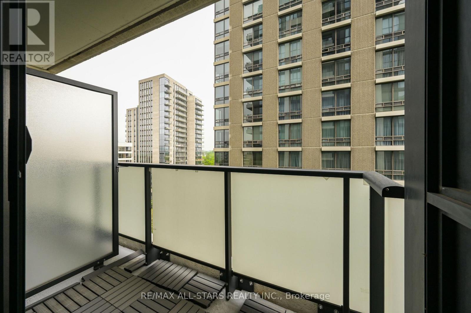 1001 - 609 Avenue Road, Toronto (Yonge-St. Clair), Ontario  M4V 0B1 - Photo 17 - C13520650