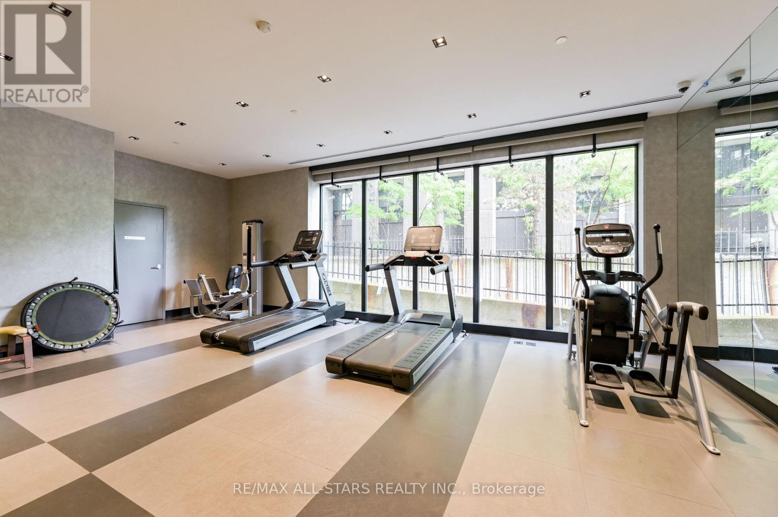 1001 - 609 Avenue Road, Toronto (Yonge-St. Clair), Ontario  M4V 0B1 - Photo 24 - C13520650