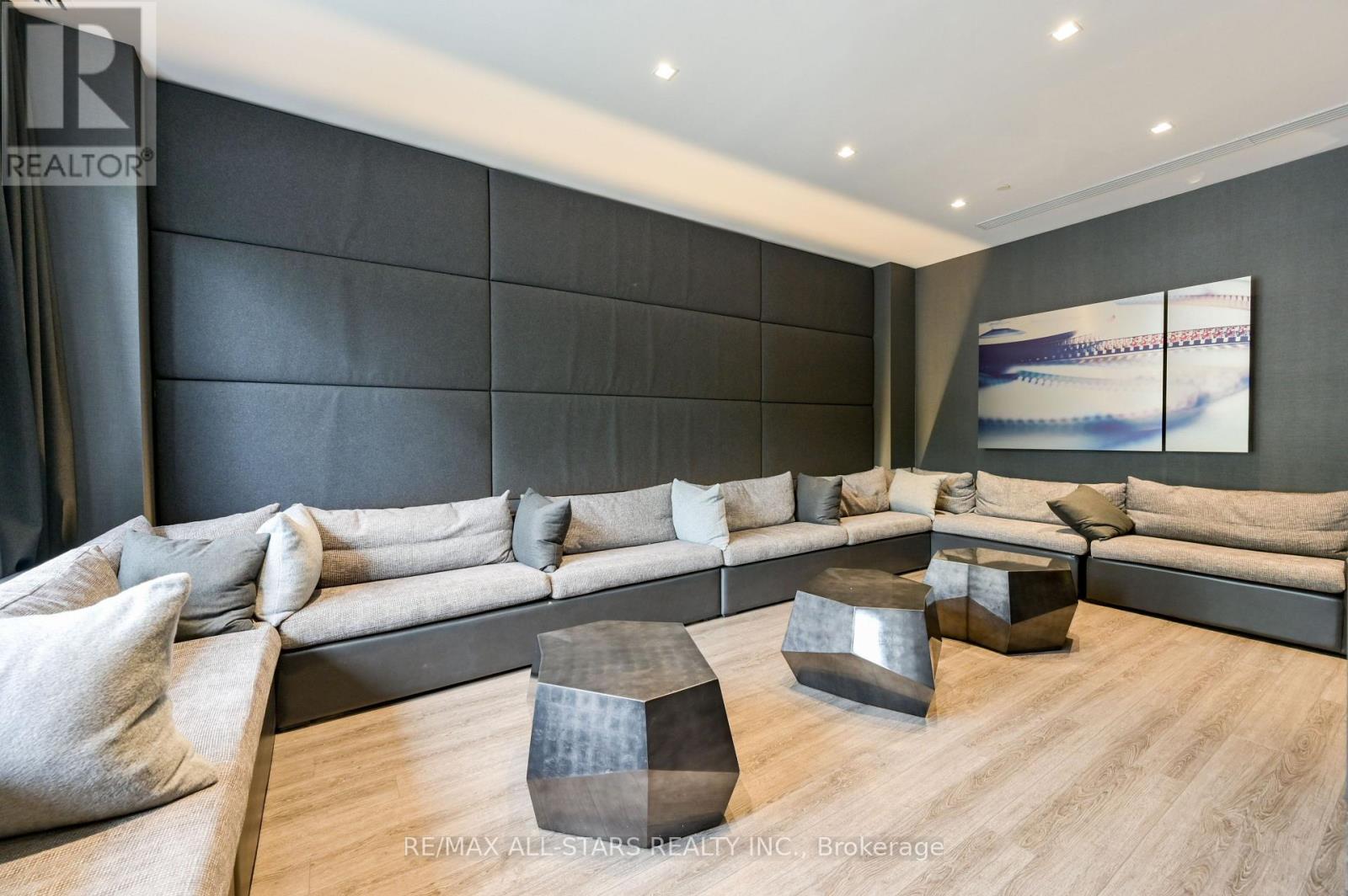 1001 - 609 Avenue Road, Toronto (Yonge-St. Clair), Ontario  M4V 0B1 - Photo 26 - C13520650
