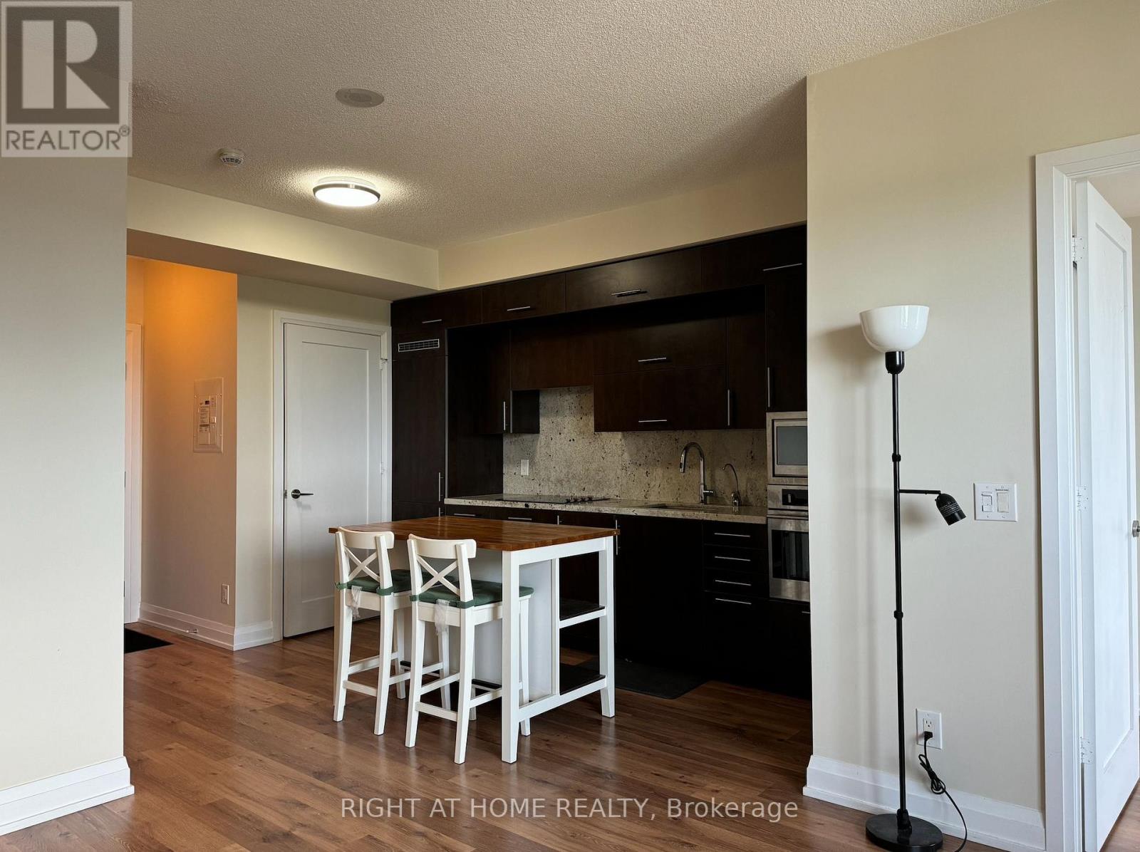 2518 - 5 Sheppard Avenue E, Toronto (Willowdale East), Ontario  M2N 0G4 - Photo 3 - C13520694