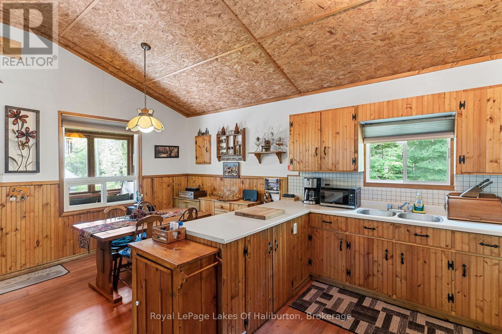 1079 Halls Lake Road, Algonquin Highlands, Ontario  K0M 1S0 - Photo 19 - X13520590