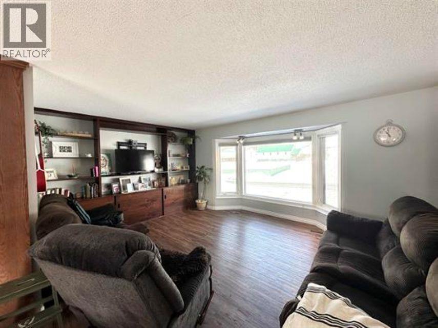 9405 River Drive, Fort St. John, British Columbia  V1J 4M7 - Photo 5 - R3142424