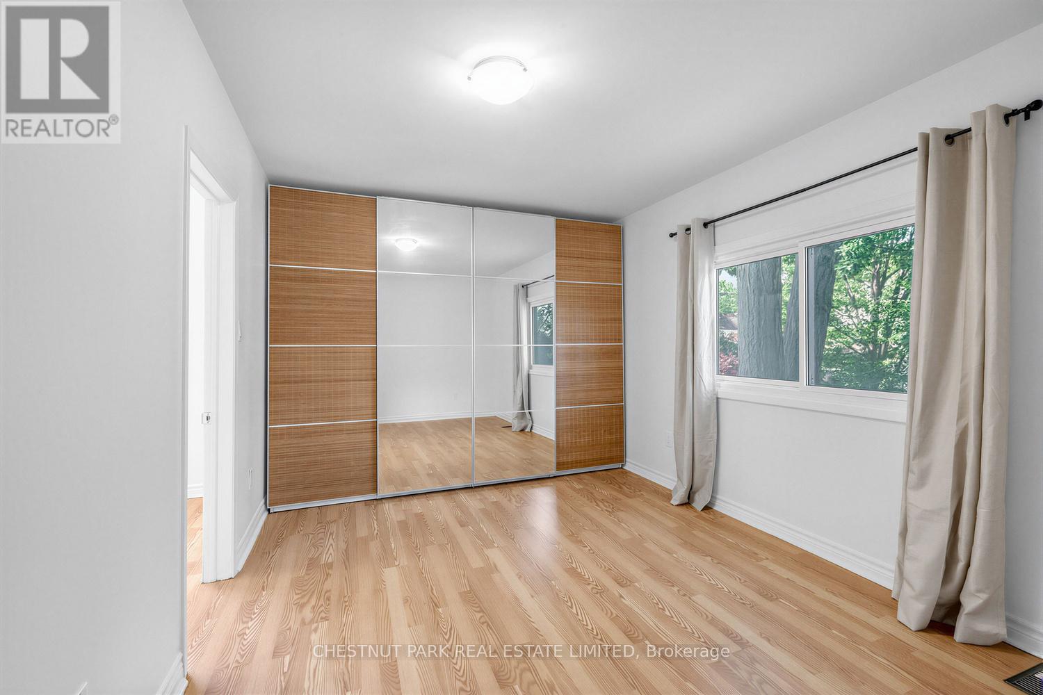25 Kenworthy Avenue, Toronto, Ontario  M1L 3B1 - Photo 17 - E13520684