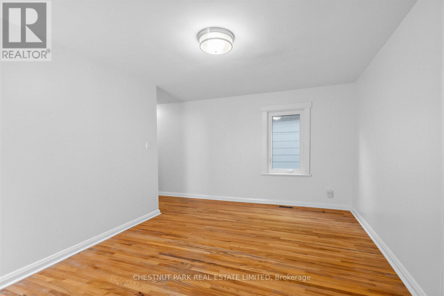 25 Kenworthy Avenue, Toronto, Ontario  M1L 3B1 - Photo 7 - E13520684