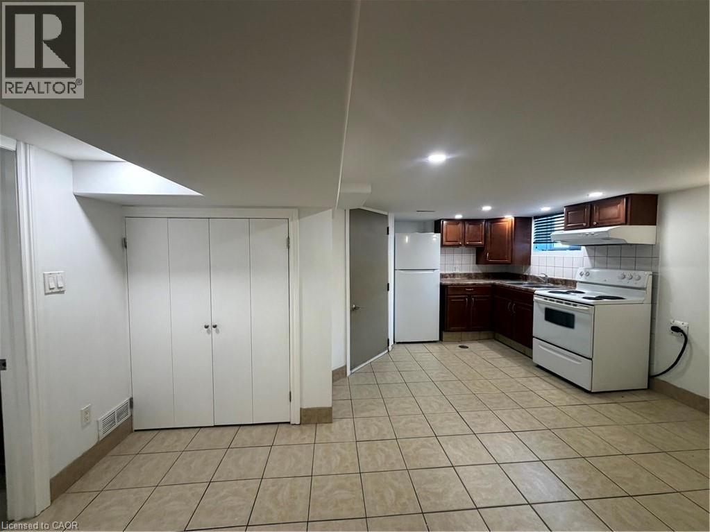 98 Limeridge Road E Unit# Lower Level, Hamilton, Ontario  L9A 2S3 - Photo 10 - 40837950
