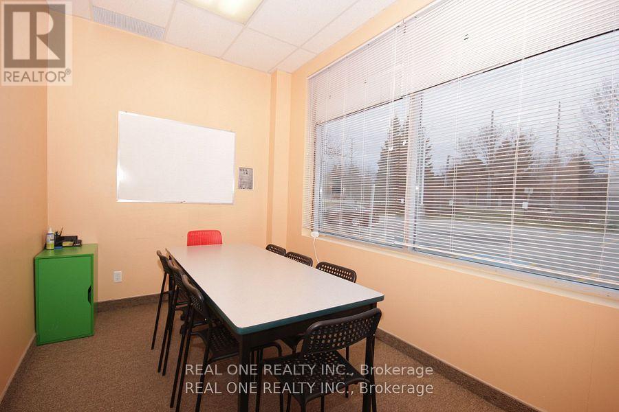 #9 - 1455 Sixteenth Avenue, Richmond Hill, Ontario  L4B 4W5 - Photo 6 - N13520540