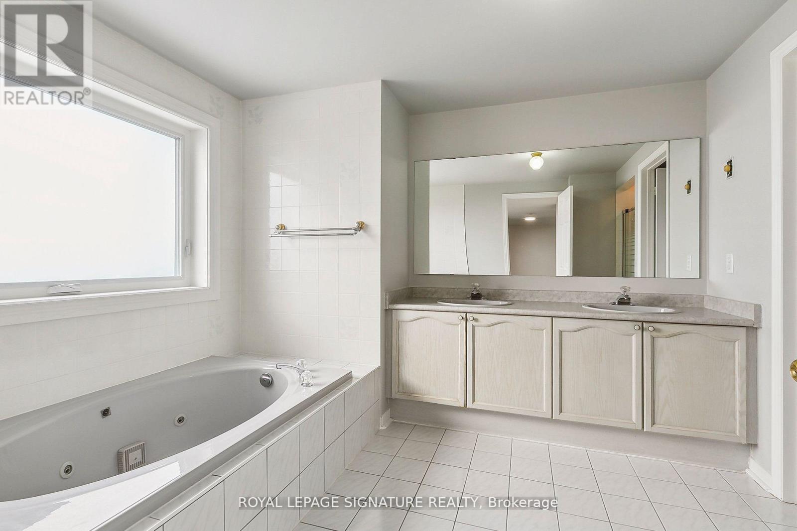 Upper - 2648 Quails Run, Mississauga, Ontario  L5M 5K3 - Photo 22 - W13520568