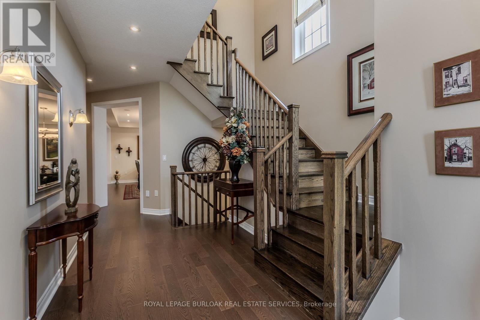 2330 Valleyridge Drive, Oakville, Ontario  L6M 5C7 - Photo 20 - W13520576