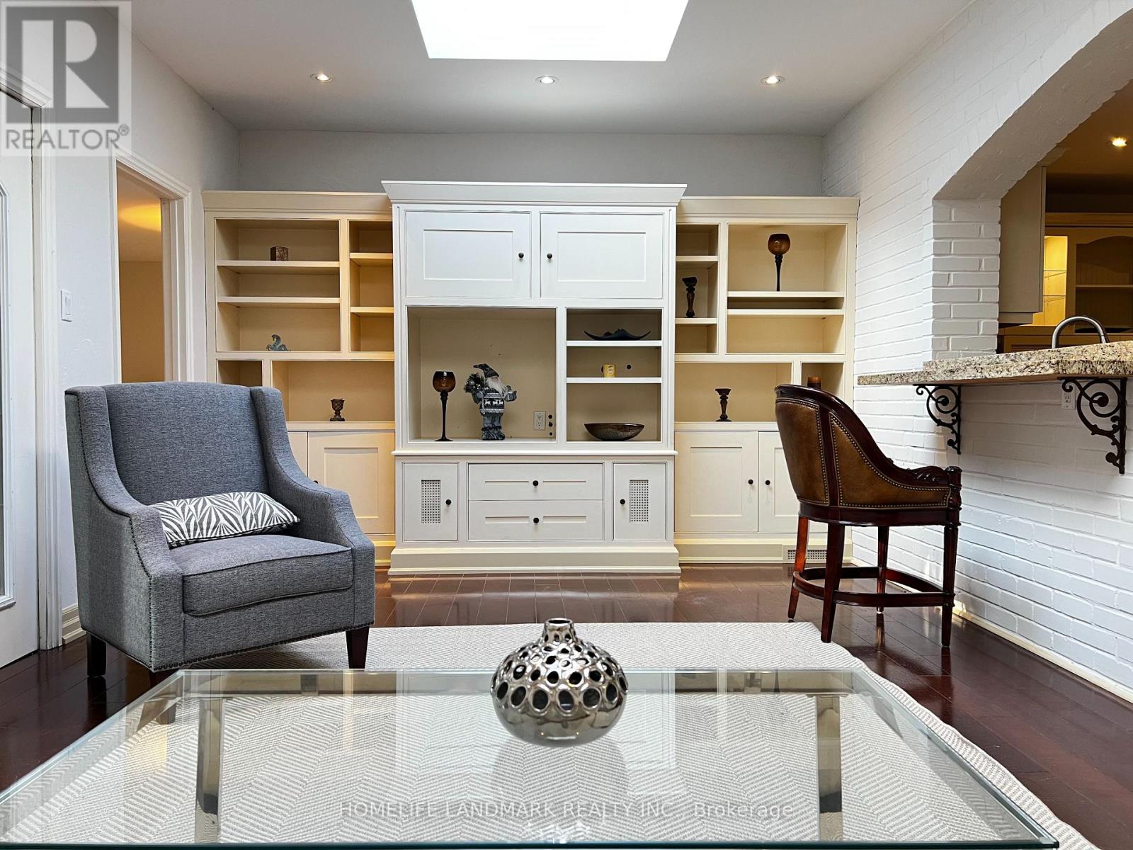 2301 Bennington Gate, Oakville, Ontario  L6J 5Z4 - Photo 9 - W13520622