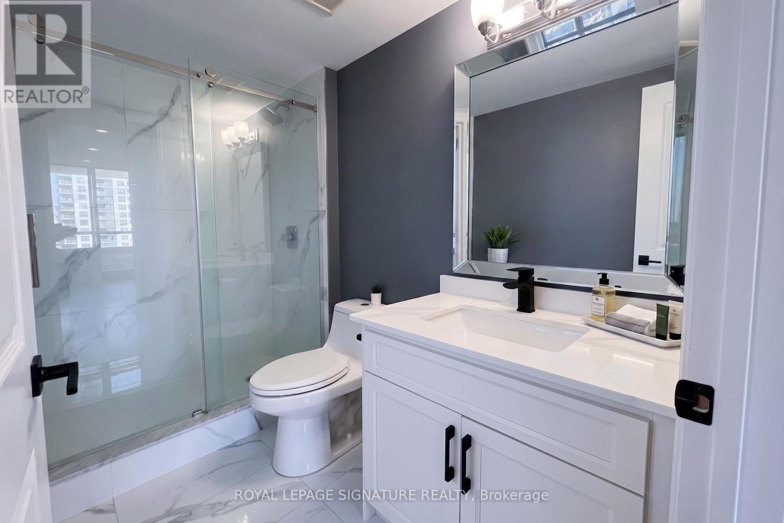 1114 - 550 Webb Drive, Mississauga, Ontario  L5B 3Y4 - Photo 9 - W13520736