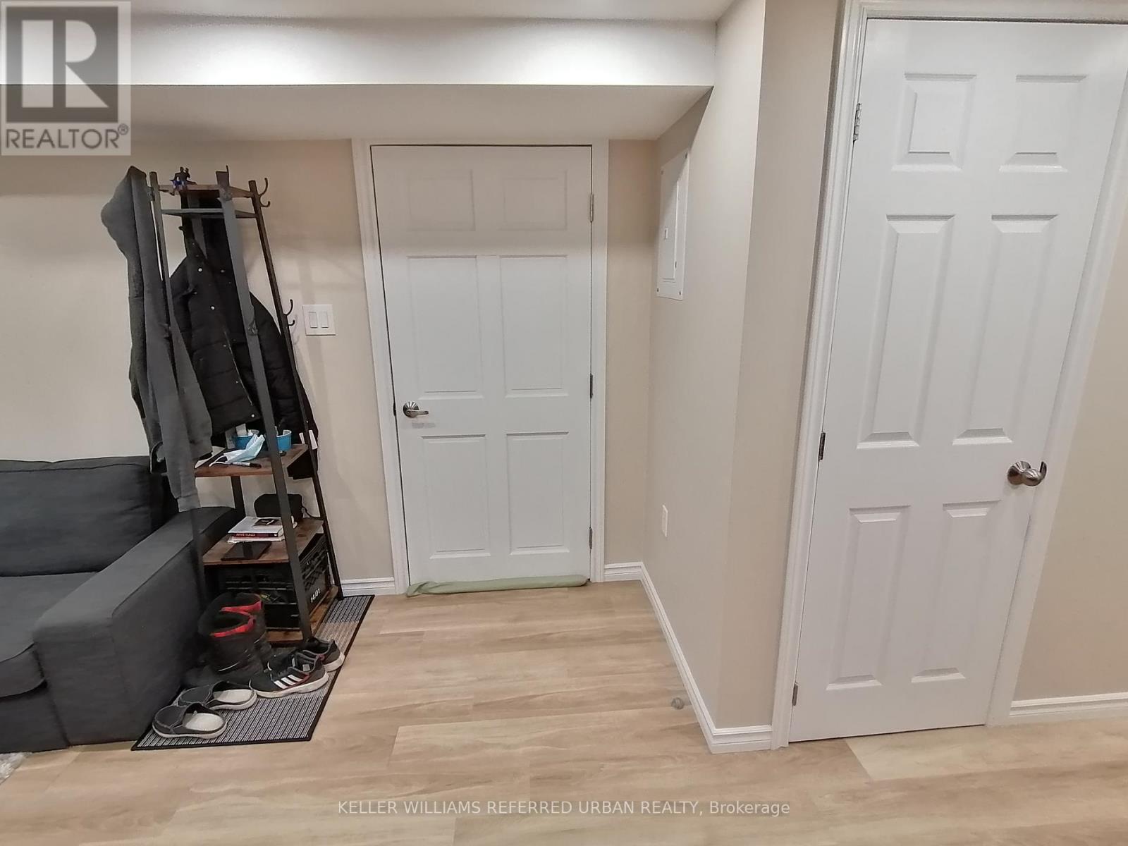 Lower - 163 Livingstone Avenue, Toronto, Ontario  M6E 2L9 - Photo 7 - W13520364