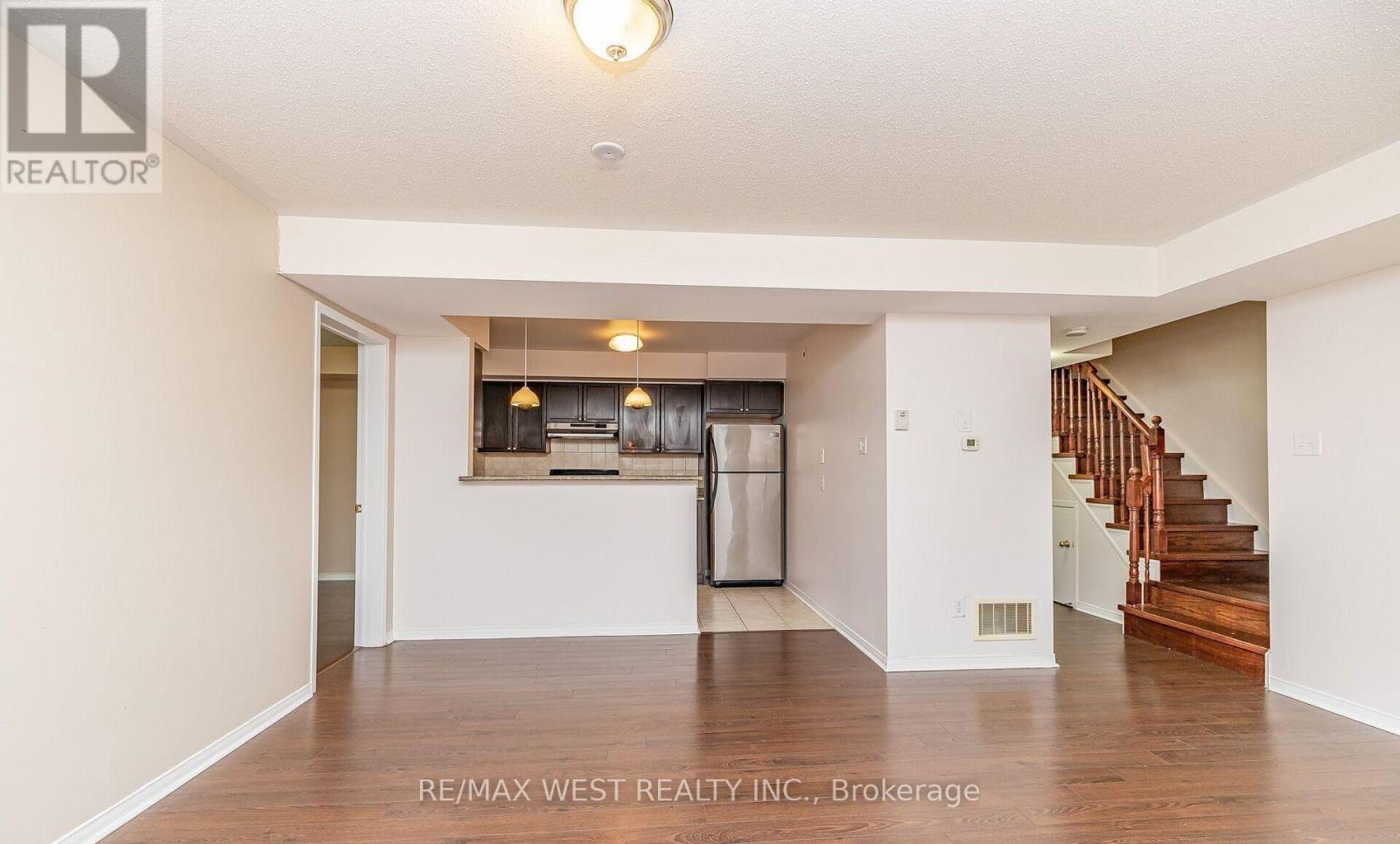 218 - 4975 Southampton Drive, Mississauga, Ontario L5M 8E1 - Photo 6 - W13518230
