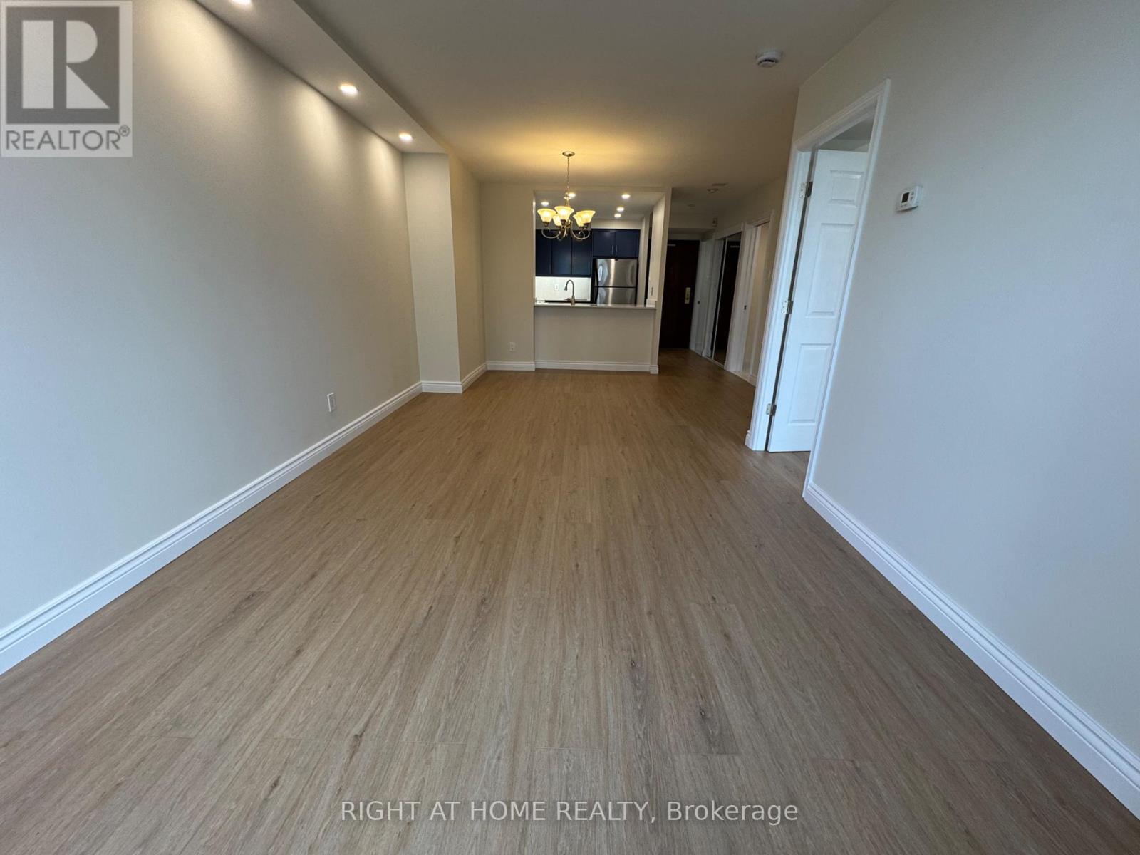 906 - 2287 Lake Shore Boulevard W, Toronto, Ontario  M8V 3Y1 - Photo 5 - W13520778
