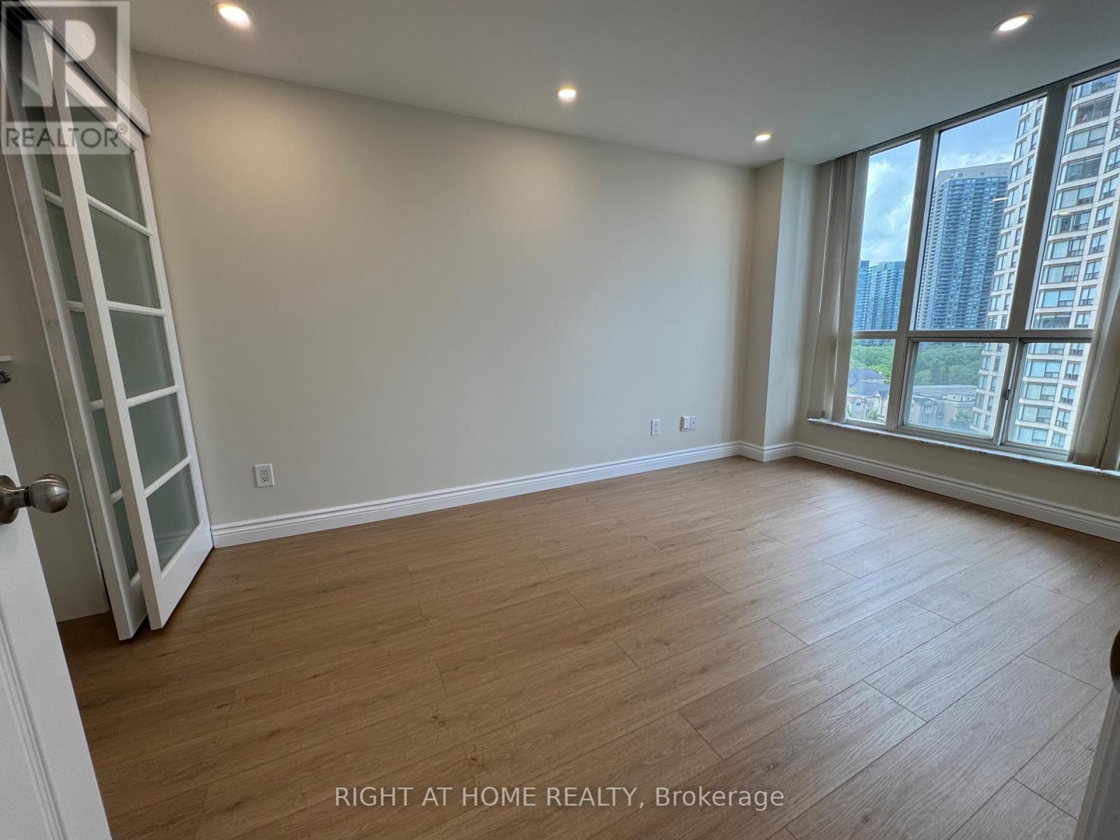 906 - 2287 Lake Shore Boulevard W, Toronto, Ontario  M8V 3Y1 - Photo 11 - W13520778