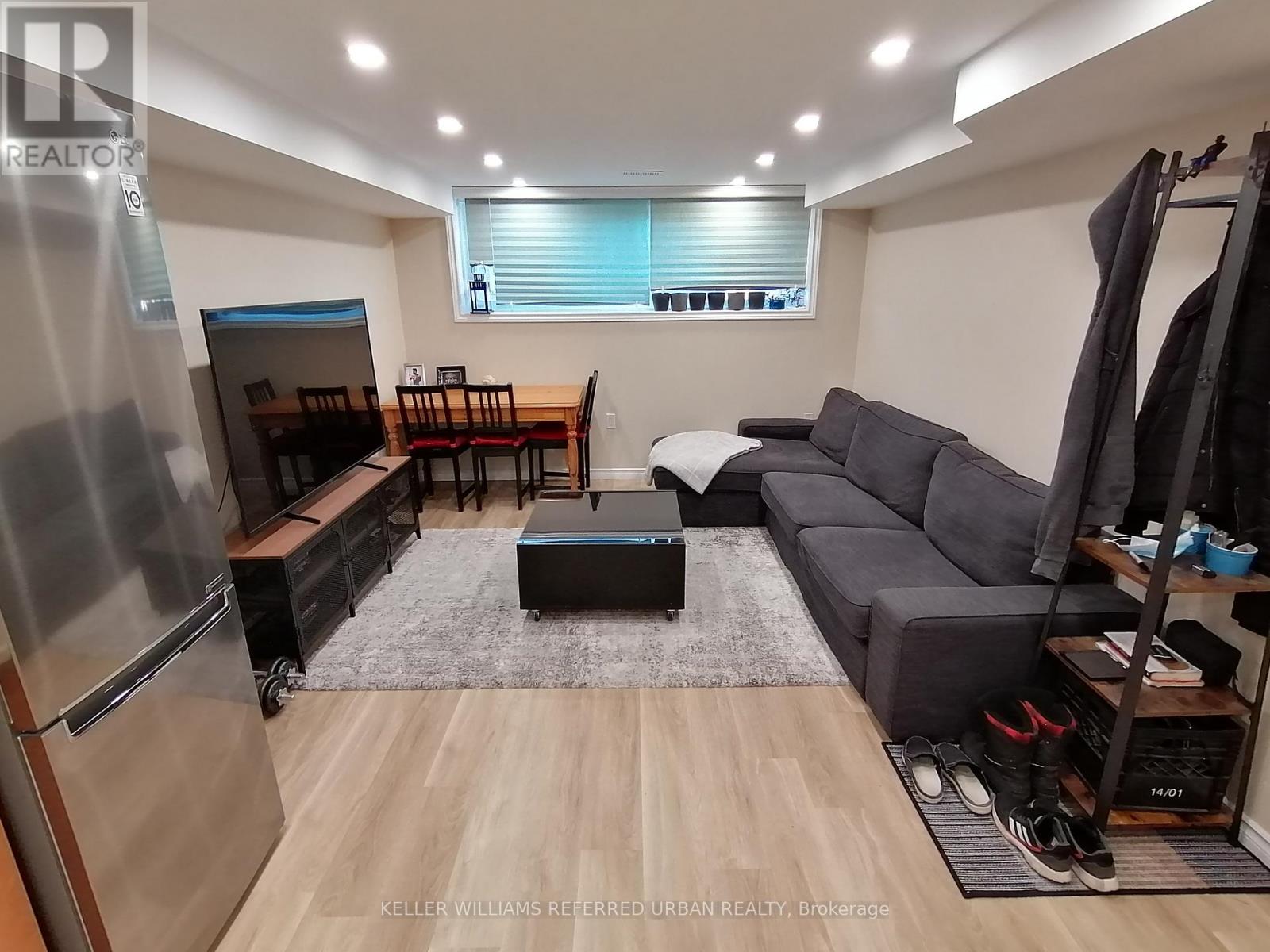 Lower - 163 Livingstone Avenue, Toronto, Ontario  M6E 2L9 - Photo 2 - W13520364