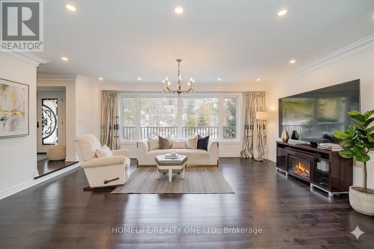 31 Bearwood Drive, Toronto, Ontario  M9A 4G5 - Photo 12 - W13515860